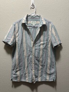 anrican eagle button down shirt